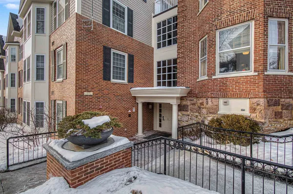 $373,500 | 81 South Williams Street, Unit 303, Burlington, VT 05401