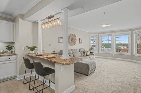 $373,500 | 81 South Williams Street, Unit 303, Burlington, VT 05401