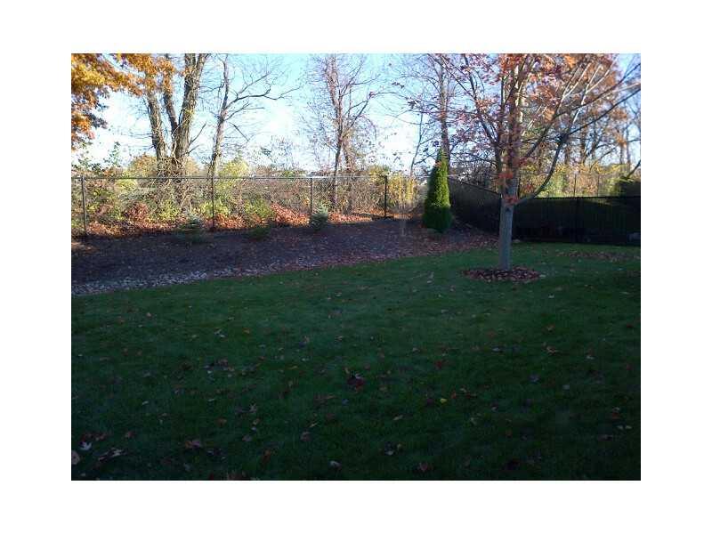 8215 Garden Ridge Road Indianapolis, IN 46237 - Photo 19 of 24 Gallery Image 19