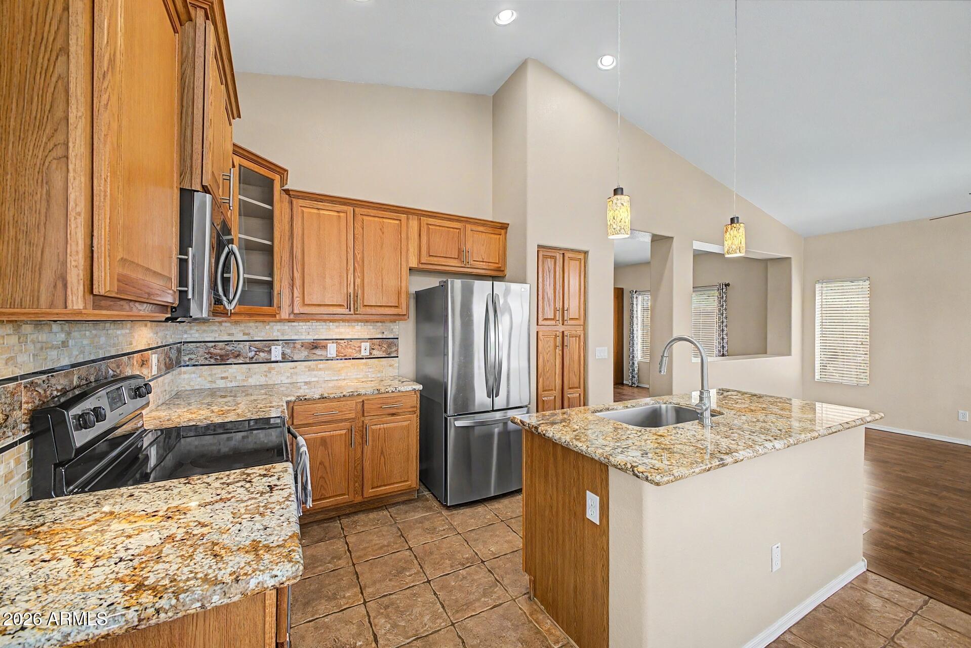 40602 North Apollo Way Anthem, AZ 85086 - Photo 11 of 44 40602 N Apollo Way