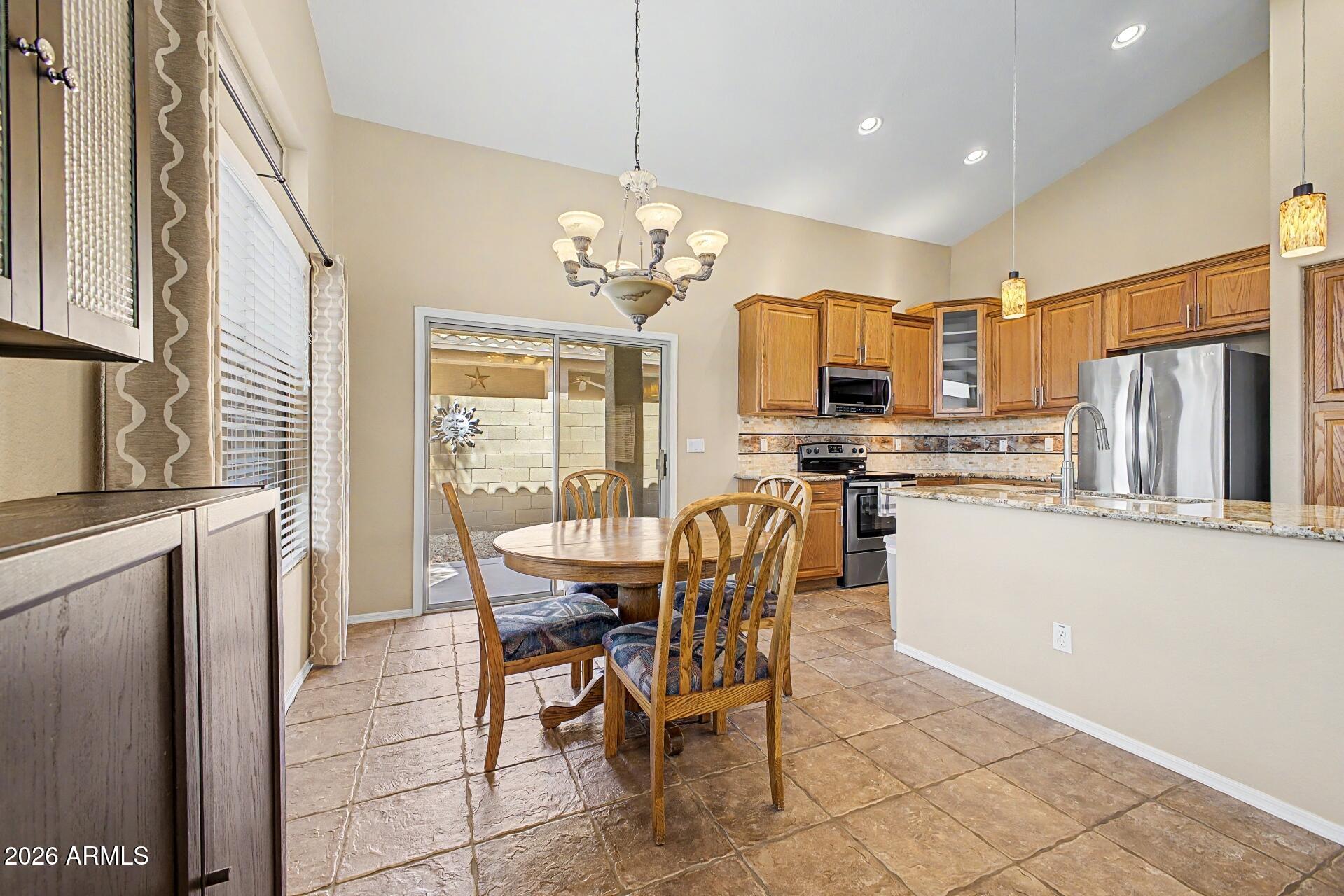40602 North Apollo Way Anthem, AZ 85086 - Photo 13 of 44 40602 N Apollo Way