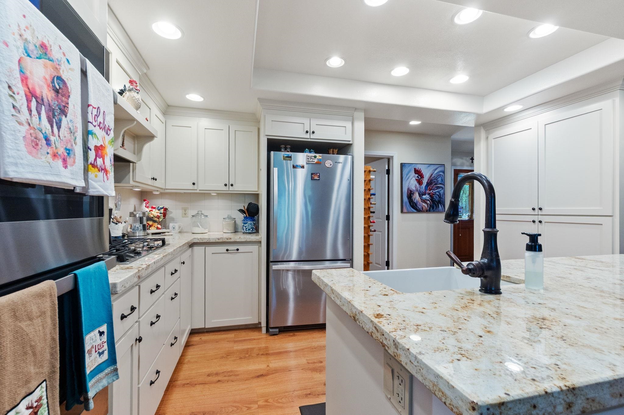 13180 Montecito Road Red Bluff, CA 96080 - Photo 16 of 75