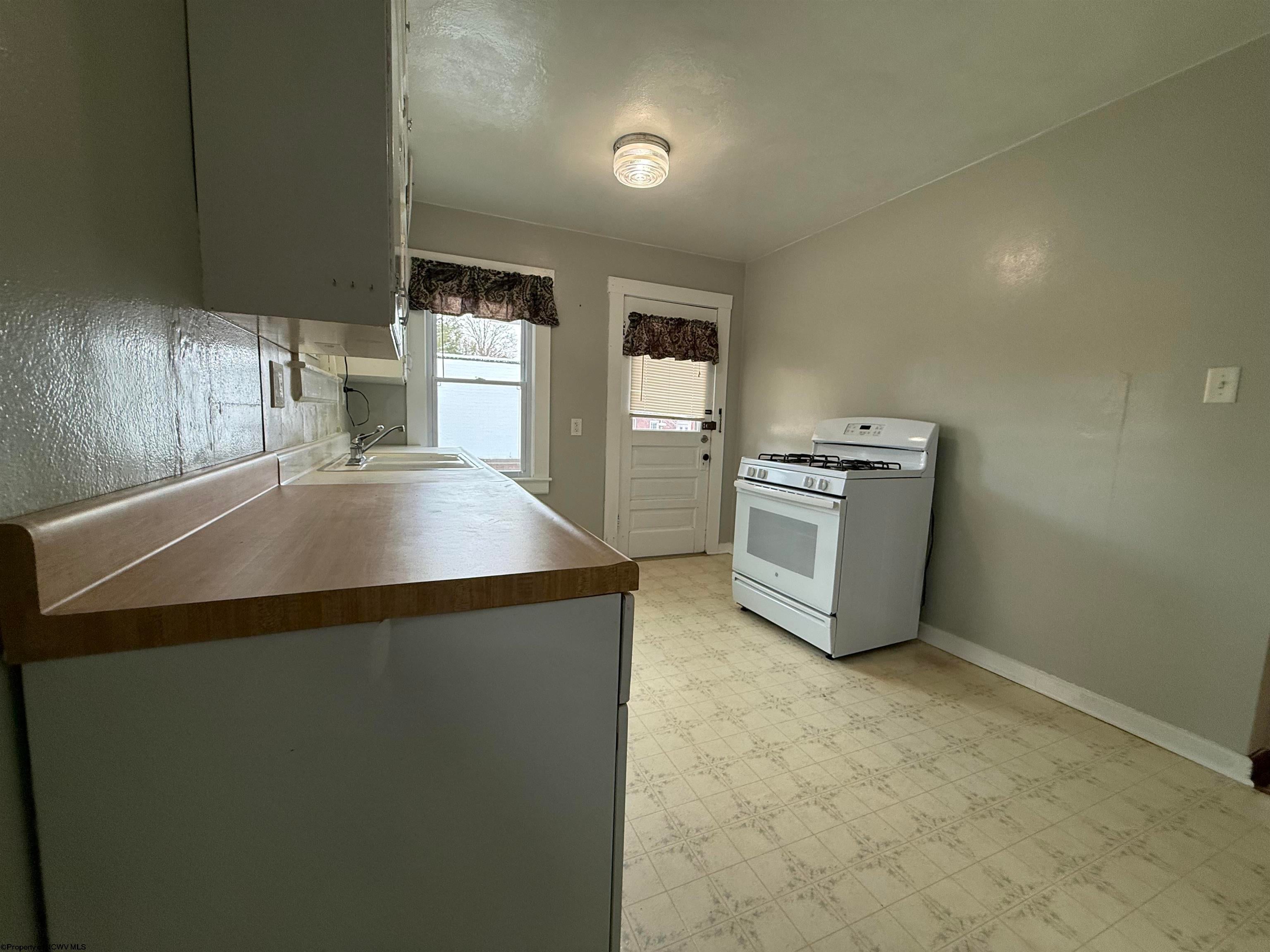 310 Spring Avenue Clarksburg, WV 26301 - Photo 29 of 39 Gallery Image 29