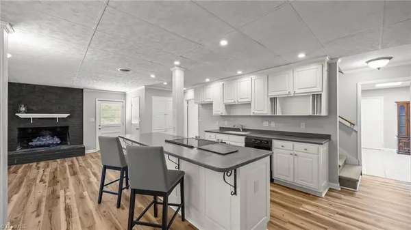 $589,900 | 1926 Downing Drive, Burlington, NC 27215