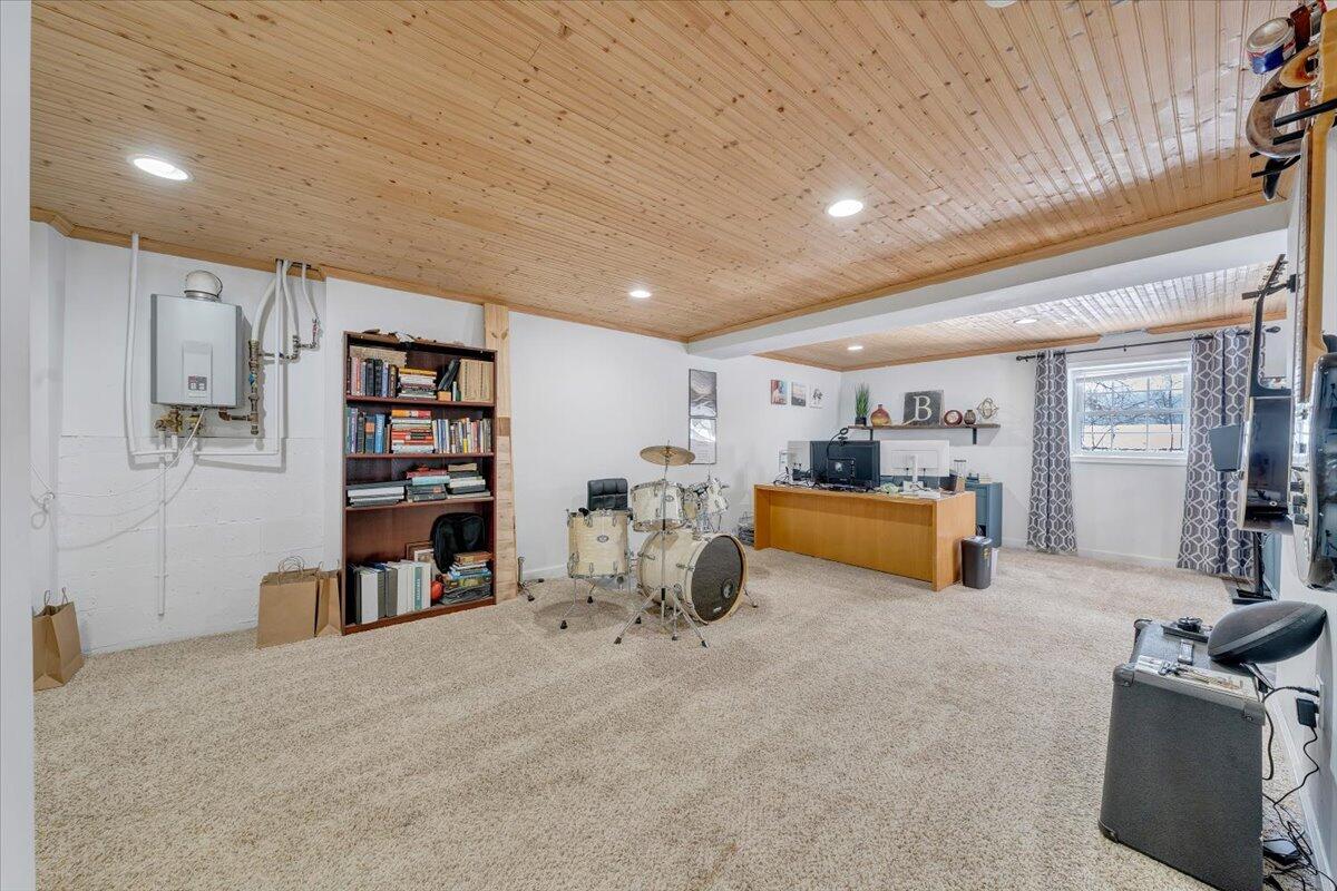 2919 Purple Finch Road Roanoke, VA 24018 - Photo 53 of 69 52-MIB06946