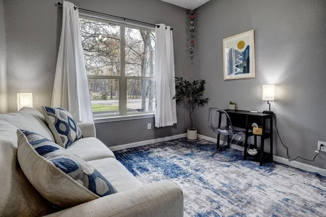 $419,900 | 172 Waipahoehoe Drive, Bastrop, TX 78602