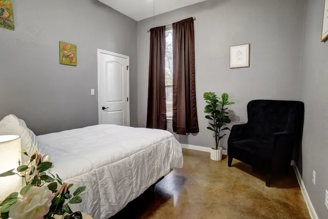 $419,900 | 172 Waipahoehoe Drive, Bastrop, TX 78602