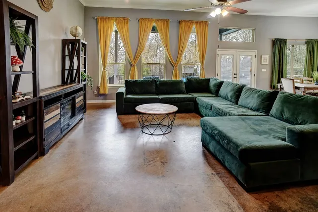 $419,900 | 172 Waipahoehoe Drive, Bastrop, TX 78602