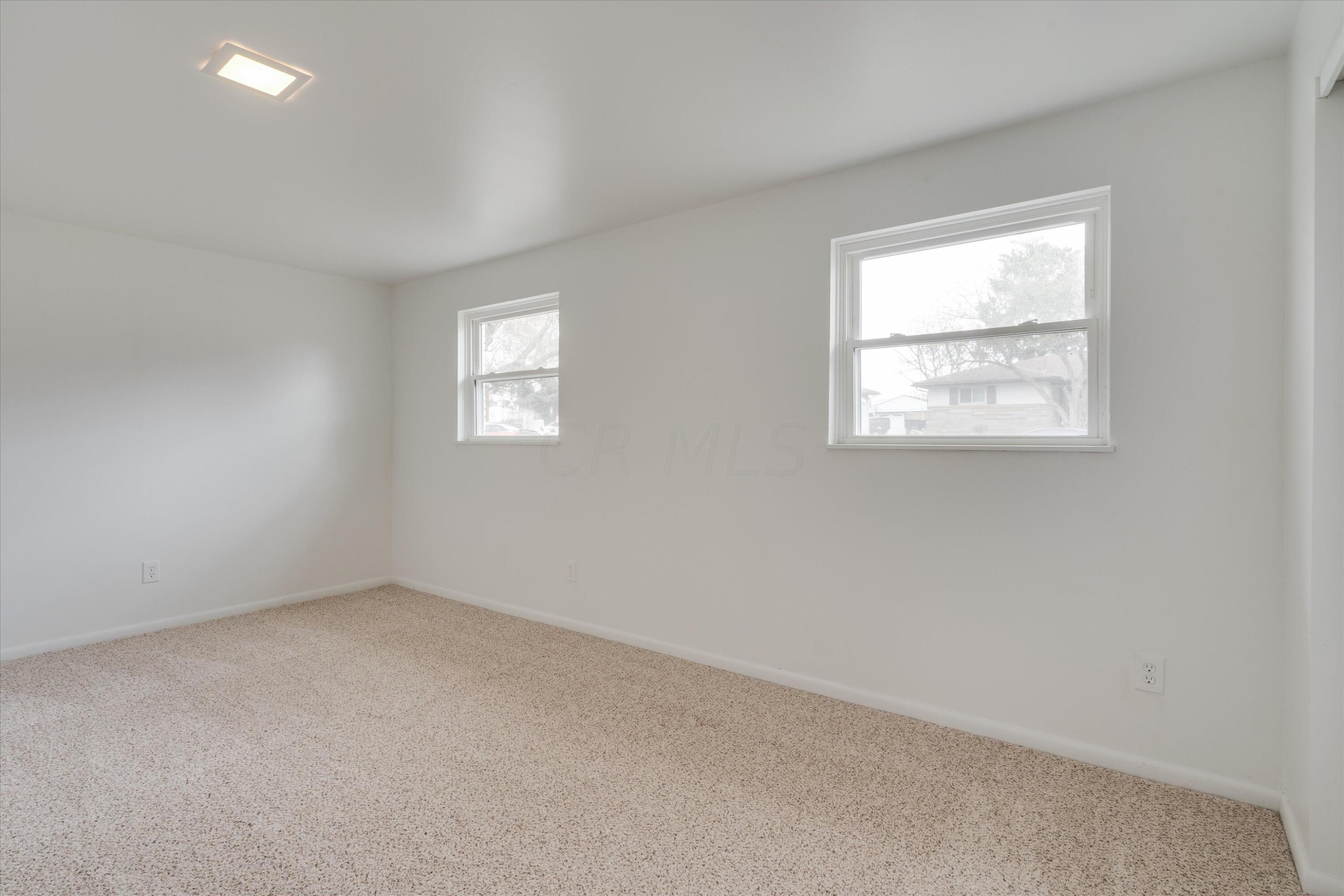 5192 Bagley Road Columbus, OH 43232 - Photo 11 of 16 RELAX in all new bedroom 4!