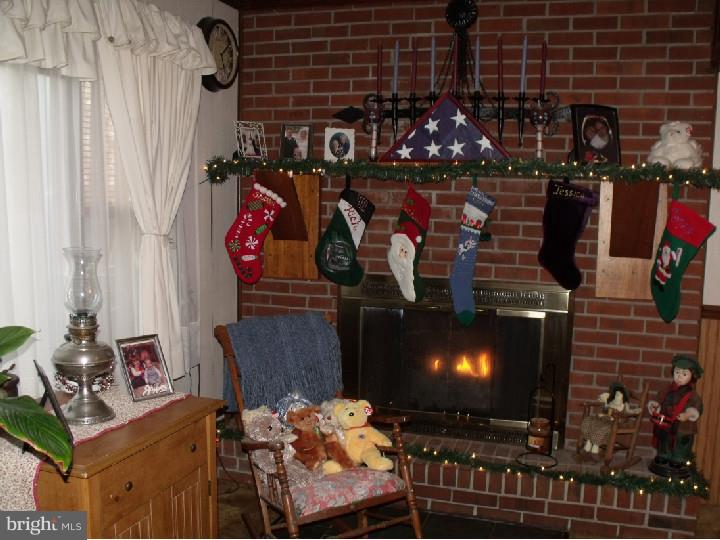 203 Dyke Branch Road Dover, DE 19901 - Photo 14 of 24 Family Room