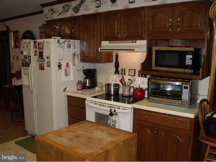 203 Dyke Branch Road Dover, DE 19901 - Photo 8 of 24 Kitchen