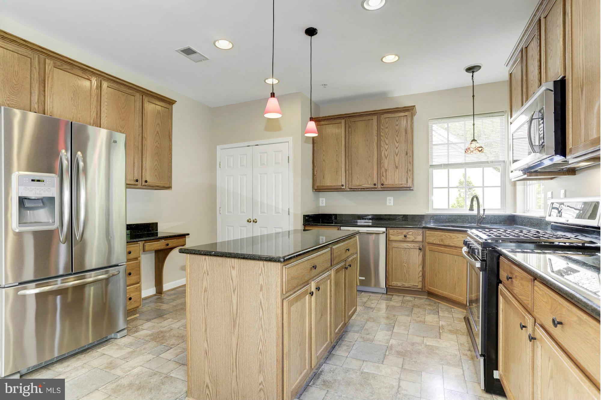 8804 Sumner Grove Drive Laurel, MD 20708 - Photo 11 of 30 Kitchen
