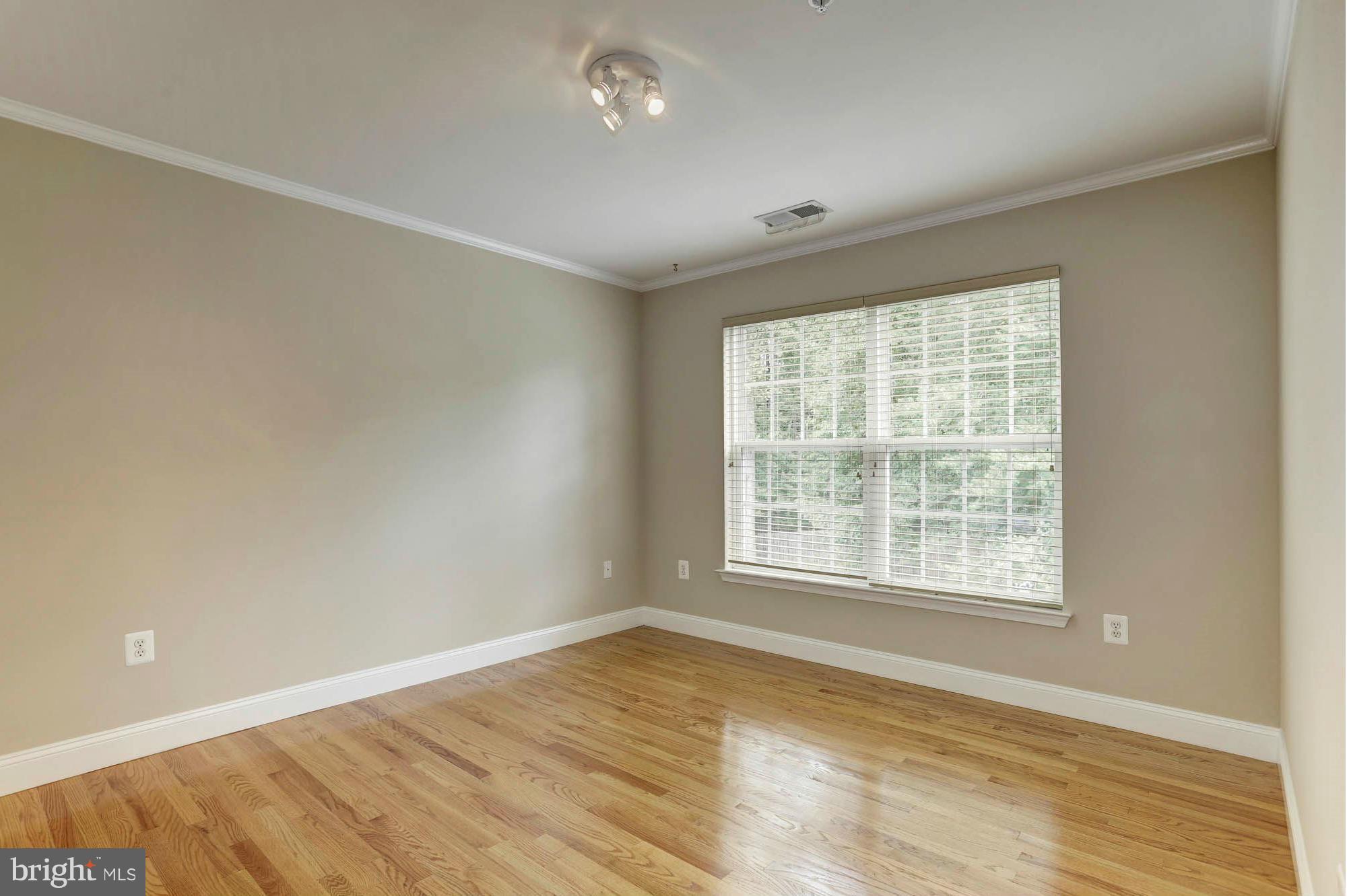8804 Sumner Grove Drive Laurel, MD 20708 - Photo 20 of 30 Bedroom