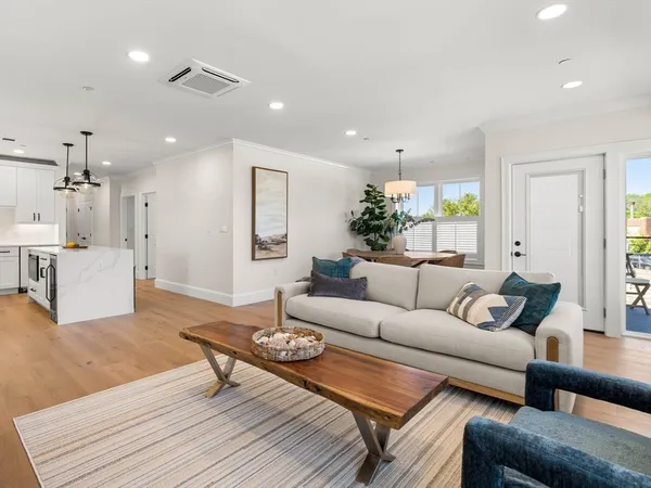 $899,900 | 16 Franklin Street, Unit 1303, Salem, MA 01970