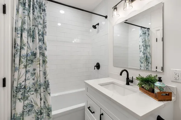 $899,900 | 16 Franklin Street, Unit 1303, Salem, MA 01970