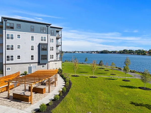 $899,900 | 16 Franklin Street, Unit 1303, Salem, MA 01970