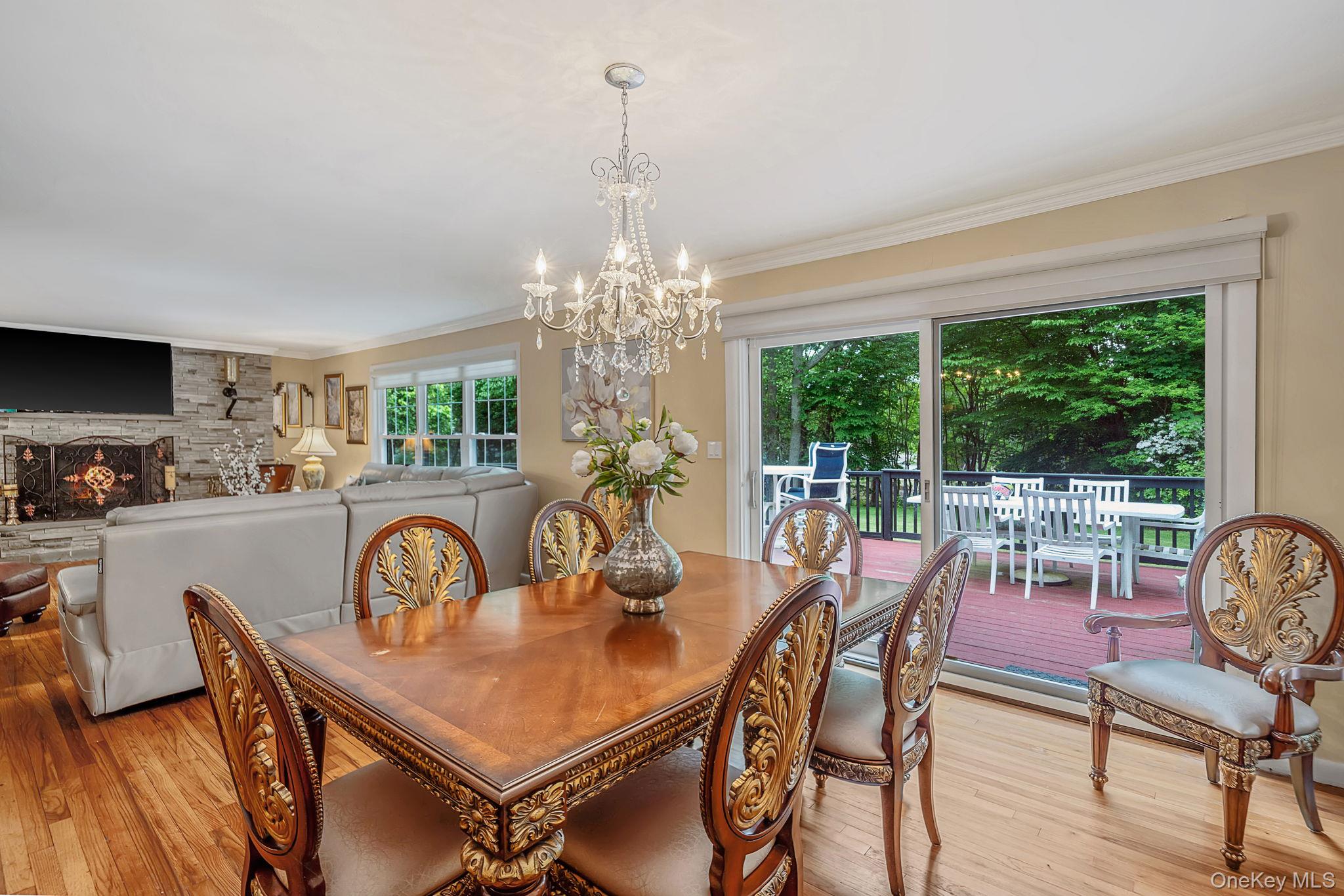 15 Cliff Road Port Jefferson, NY 11777 - Photo 8 of 38 Formal Dining space