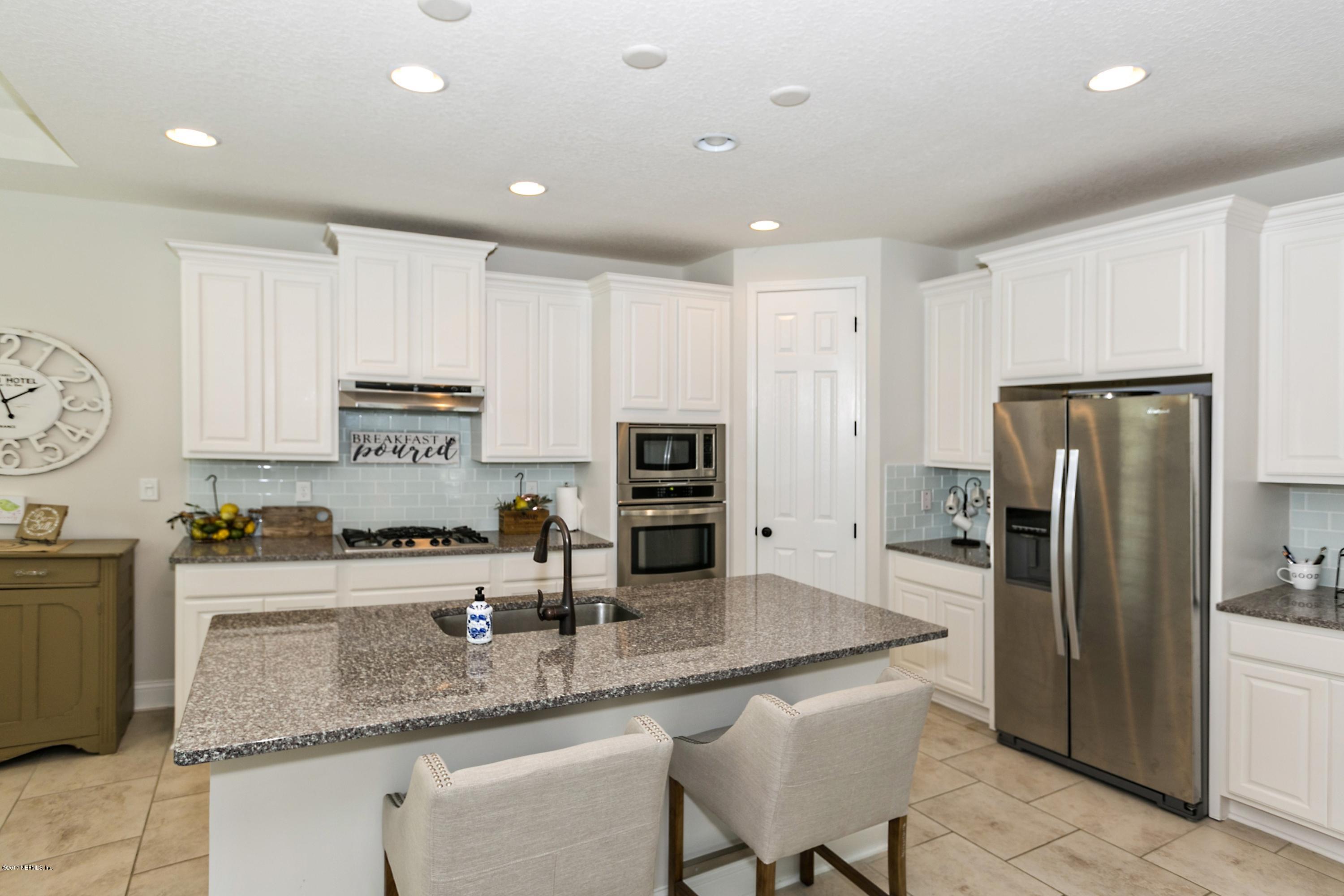 42 Rambling Water Run St. Johns, FL 32259 - Photo 4 of 31 004_Kitchen