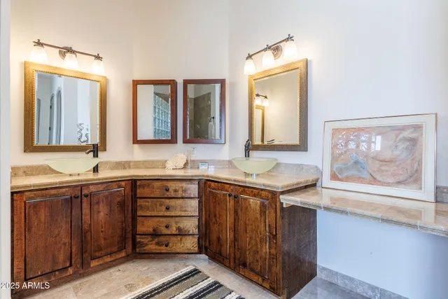 a view of a storage & utility room