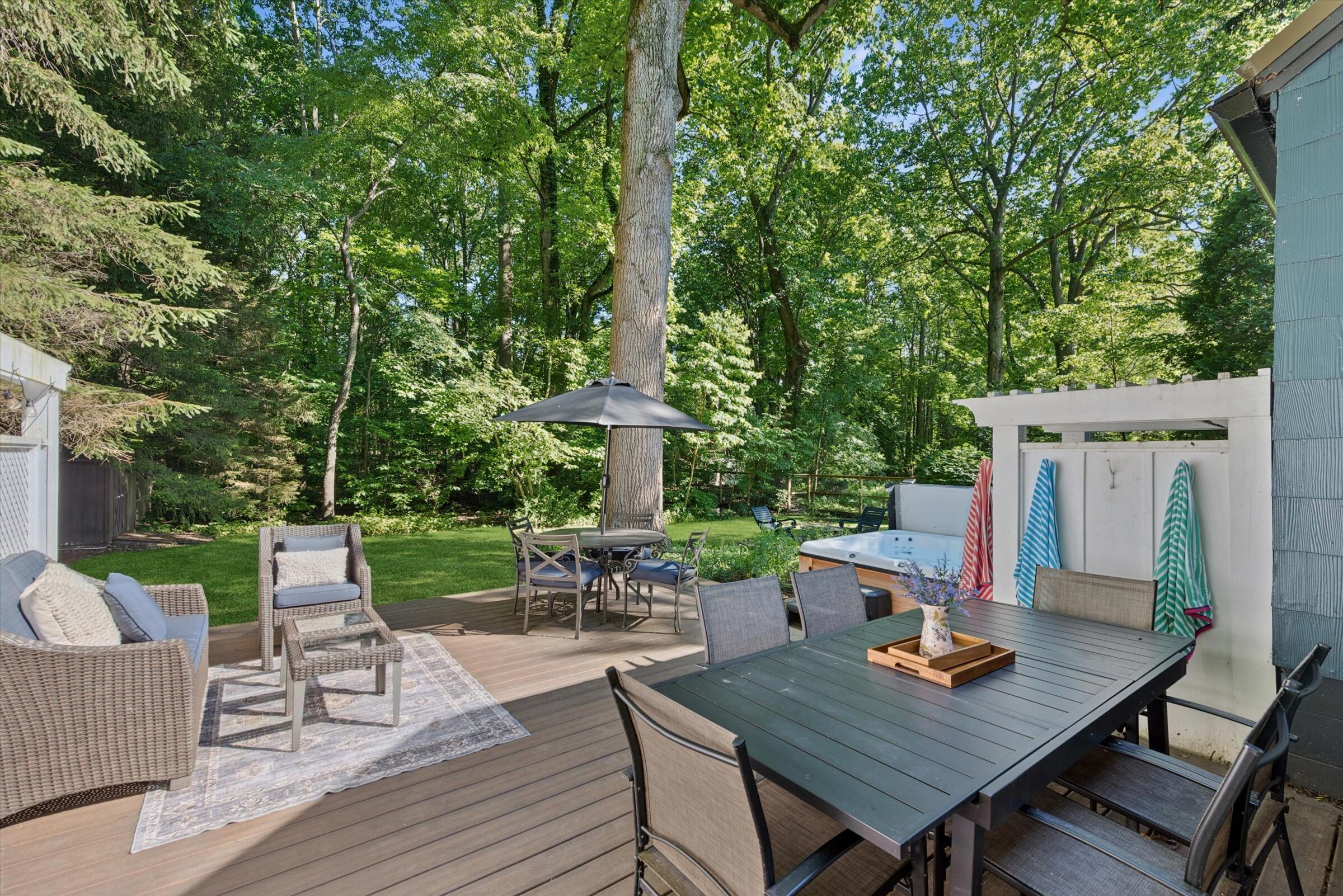 14507 Lakeshore Road Lakeside, MI 49116 - Photo 26 of 36 29-Deck