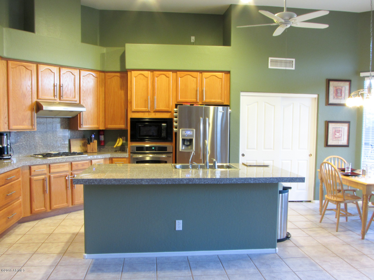 4622 East Bajada Road Cave Creek, AZ 85331 - Photo 6 of 12 Kitchen