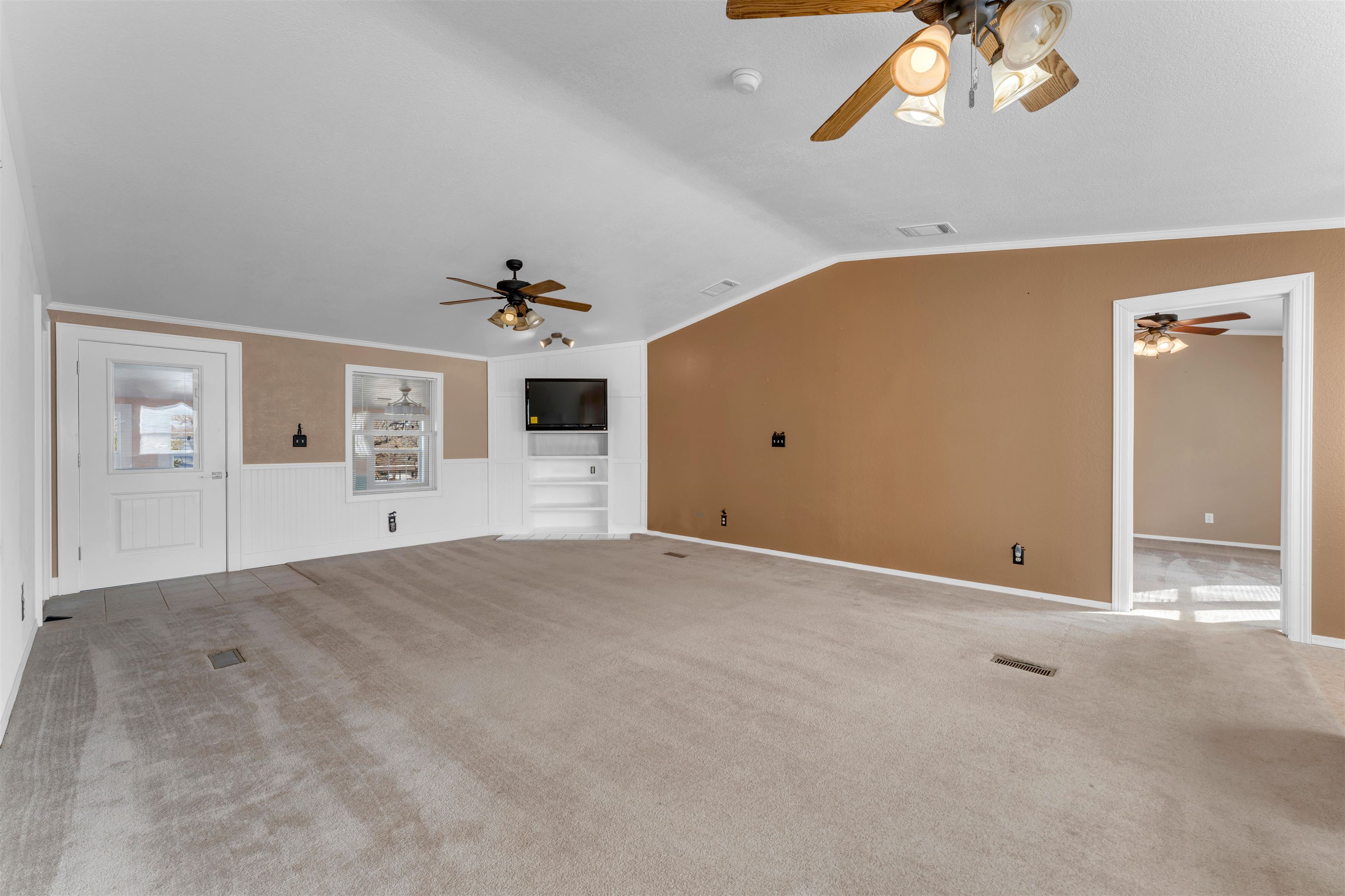 230 Beaver Tow, TX 78672 - Photo 5 of 26