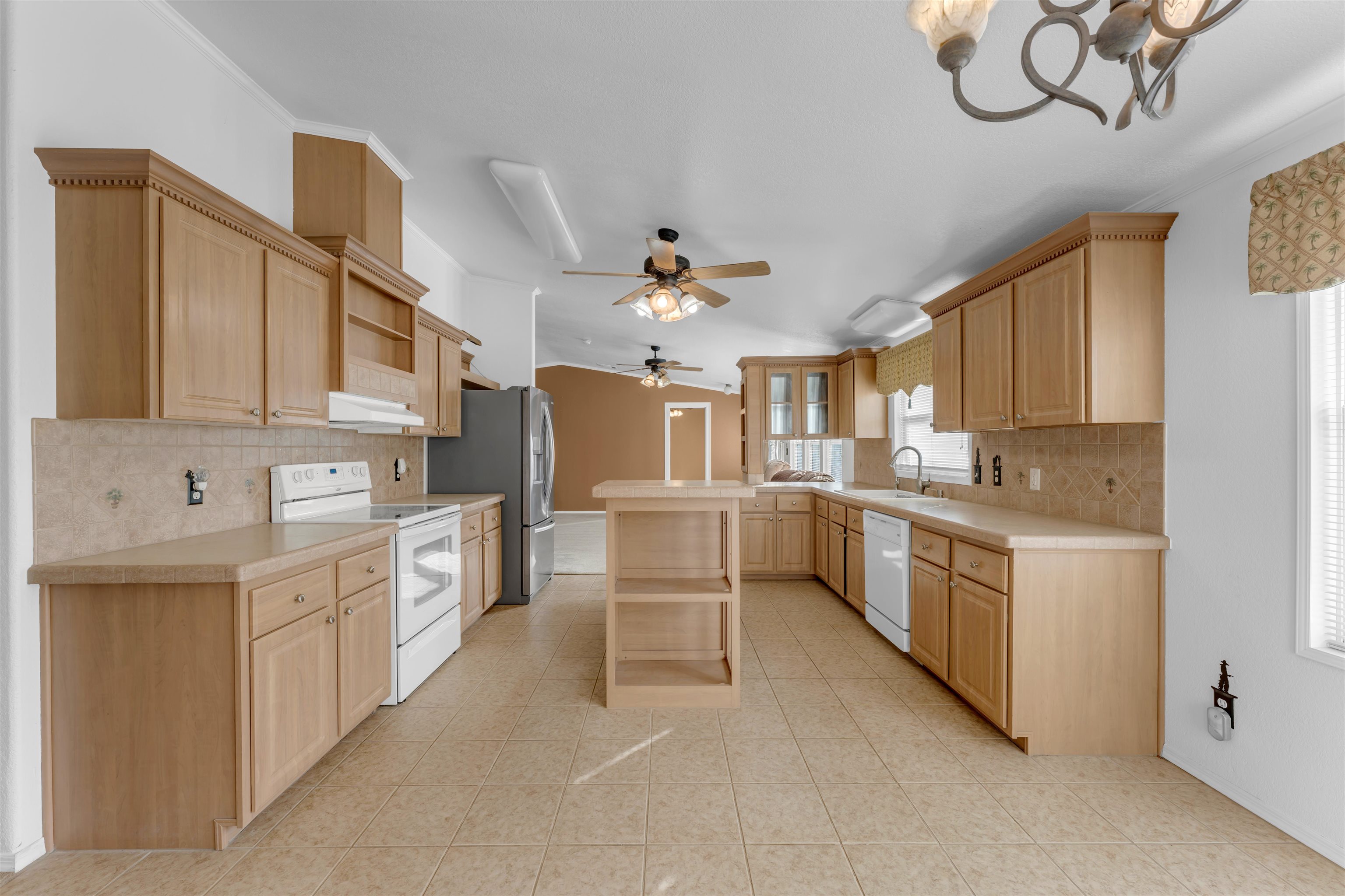 230 Beaver Tow, TX 78672 - Photo 7 of 26