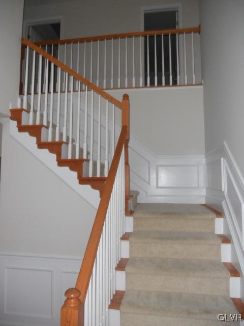 8633 Pathfinder Road Breinigsville, PA 18031 - Photo 4 of 17 Gallery Image 4