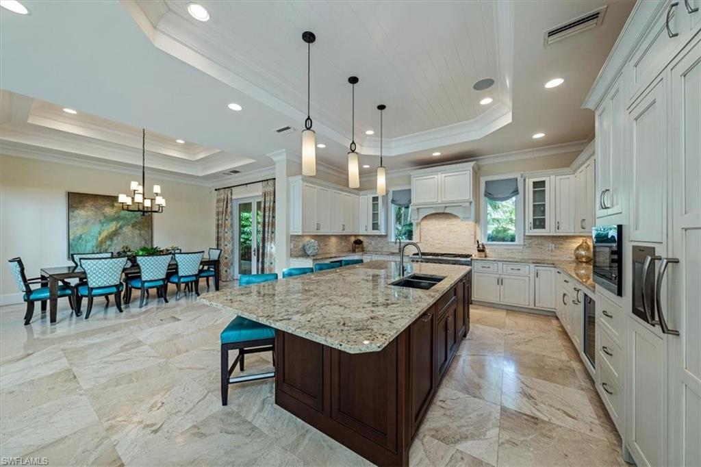 2350 Windward Way Naples, FL 34103 - Photo 9 of 35 Gallery Image 9