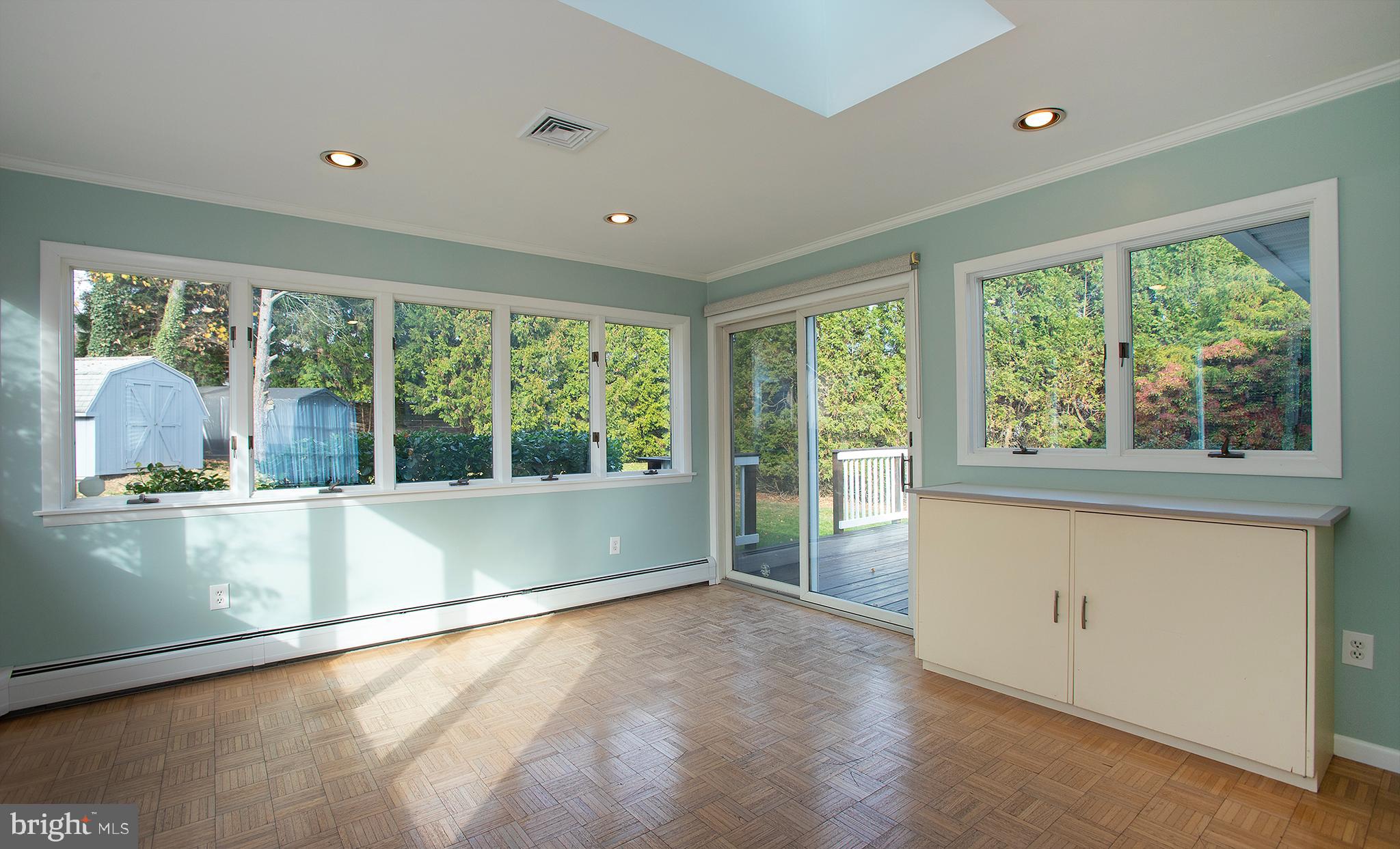4310 Lakeview Road Harrisburg, PA 17112 - Photo 23 of 54 Built in buffet