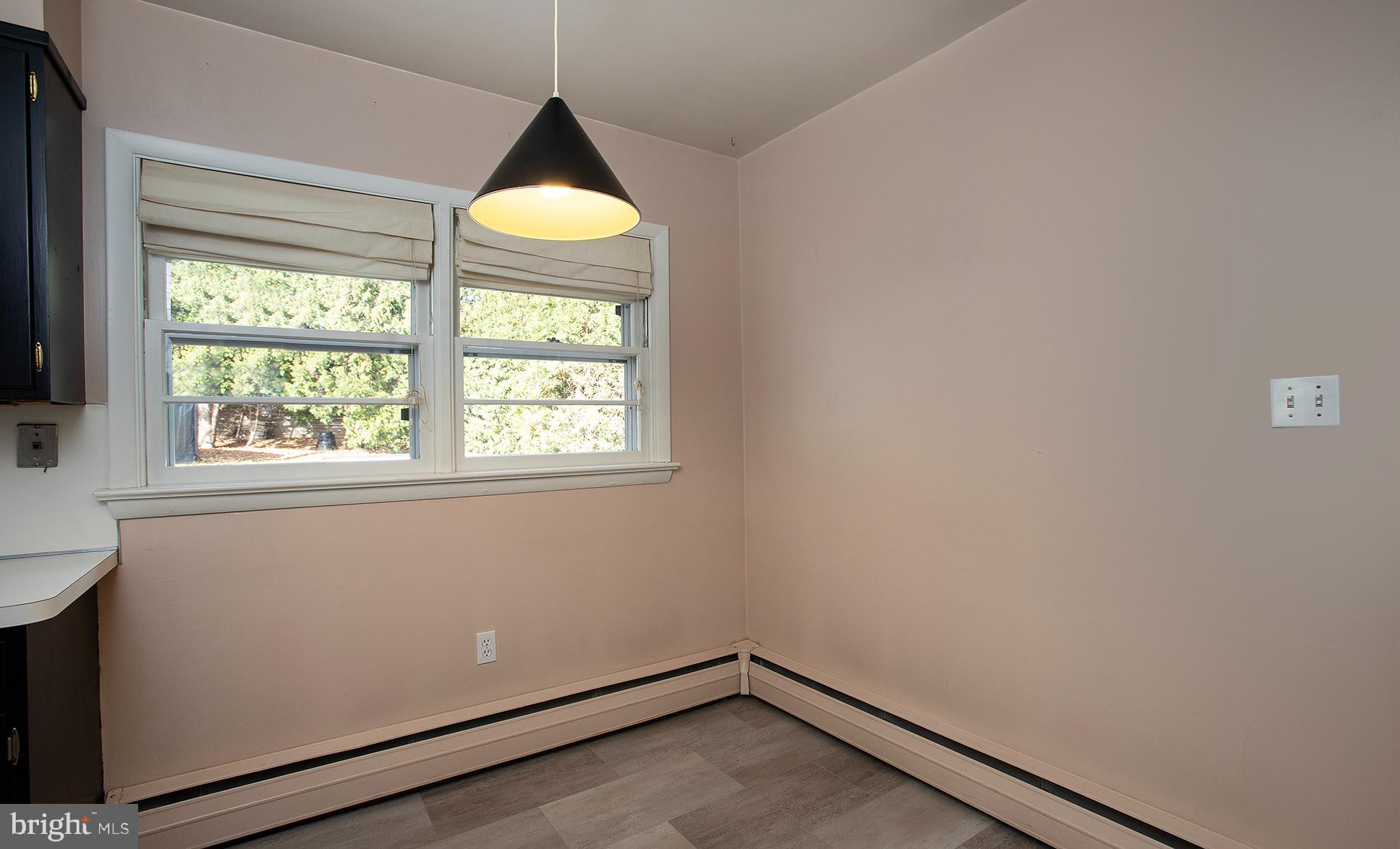 4310 Lakeview Road Harrisburg, PA 17112 - Photo 28 of 54 Eating area in kitchen