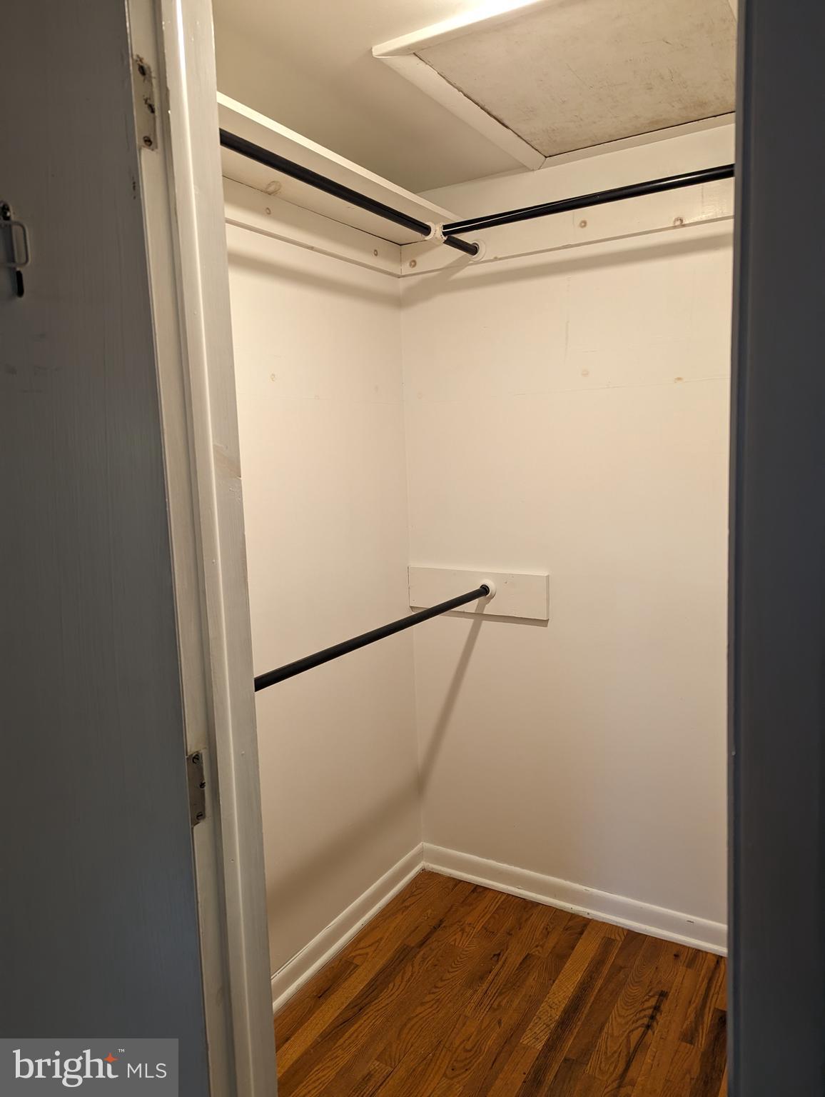 4310 Lakeview Road Harrisburg, PA 17112 - Photo 37 of 54 Walk-in closet