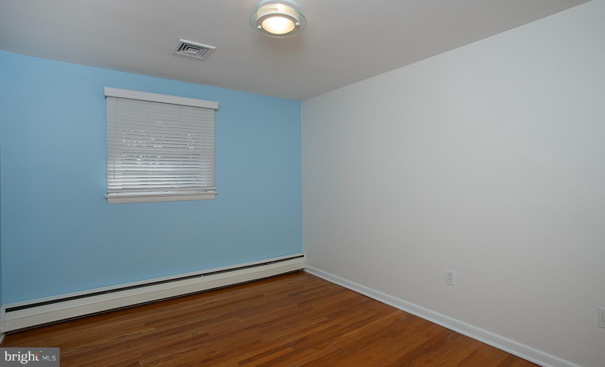 4310 Lakeview Road Harrisburg, PA 17112 - Photo 40 of 54 Bedroom 2