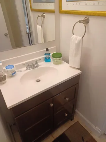 $205,000 | 1201 North Liberty Avenue, Unit 1201E, Homestead, FL 33034