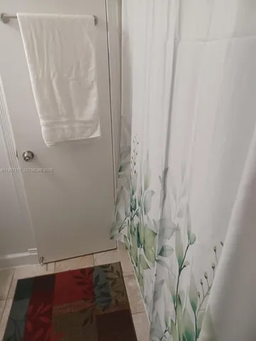 $205,000 | 1201 North Liberty Avenue, Unit 1201E, Homestead, FL 33034