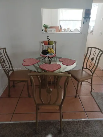 $205,000 | 1201 North Liberty Avenue, Unit 1201E, Homestead, FL 33034