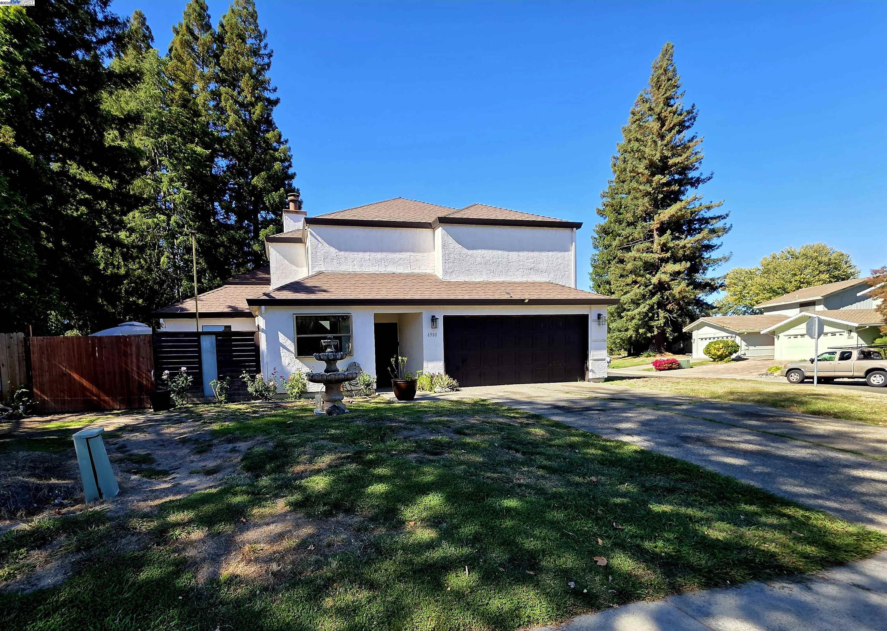 6980 Riverside Boulevard Sacramento, CA 95831 - Photo 2 of 8