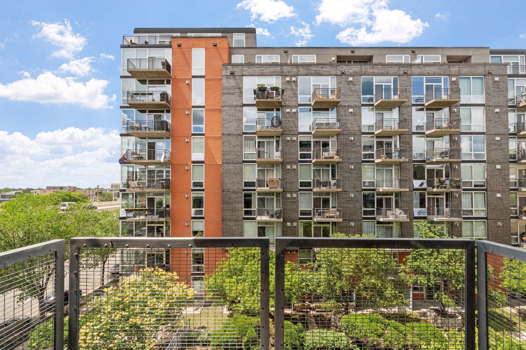 720 North 4th Street, Unit R405 Minneapolis, MN 55401 - Photo 10 of 29 Gallery Image 10