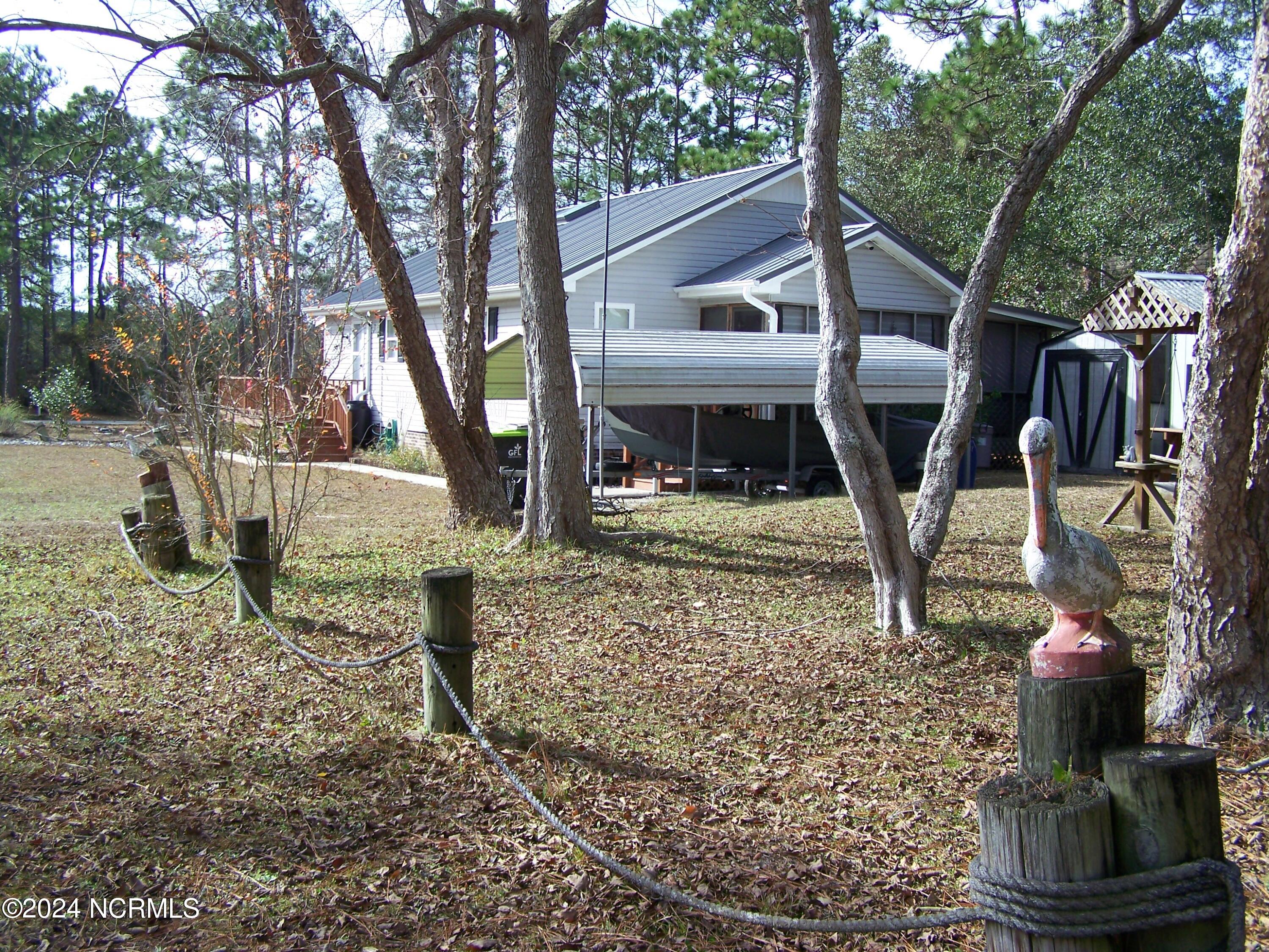 36 North Lake Drive Boiling Spring Lakes, NC 28461 - Photo 36 of 55 Back corner