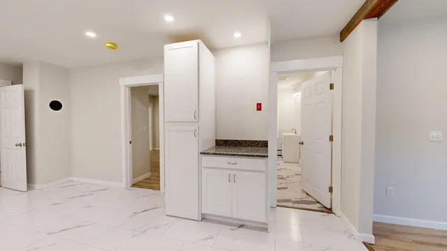 $350,000 | 313 West Neck Road, Nobleboro, ME 04555