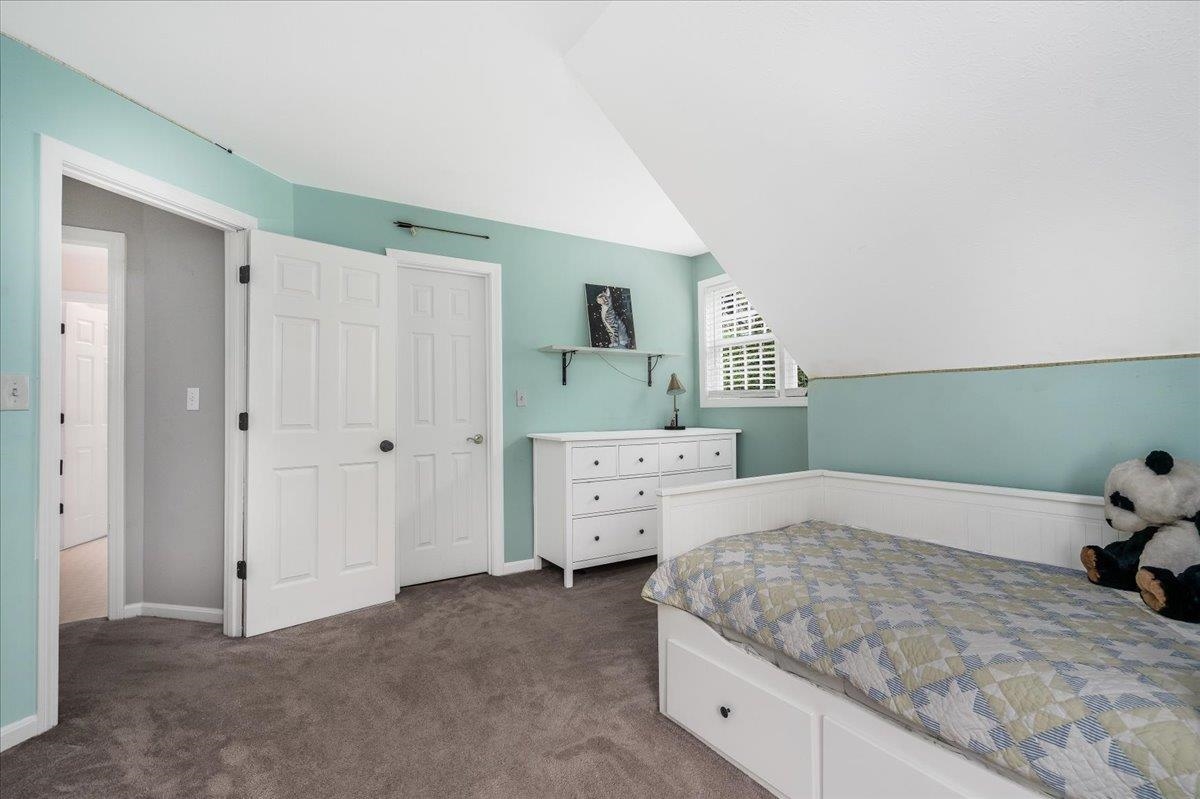 14 Hunters Road Bedford, NH 03110 - Photo 22 of 33 Gallery Image 22