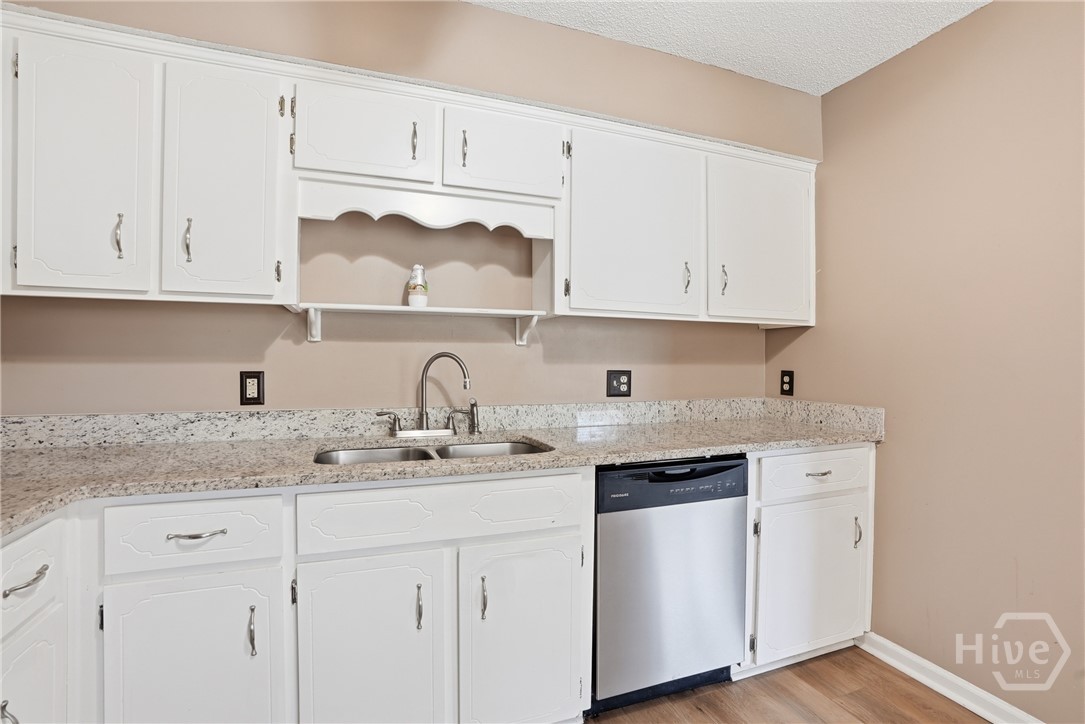 197 Waters Avenue Allenhurst, GA 31301 - Photo 12 of 41