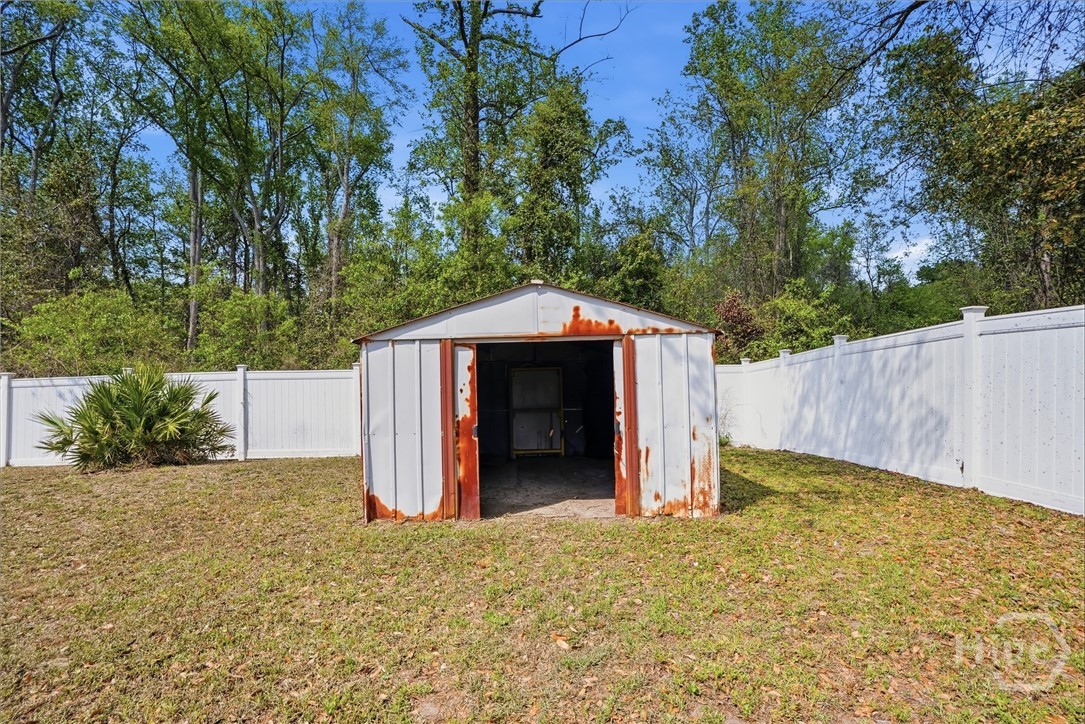 197 Waters Avenue Allenhurst, GA 31301 - Photo 33 of 41