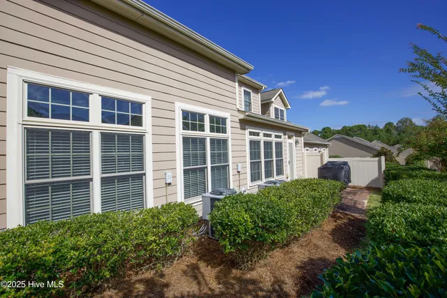 $622,500 | 75 Shadow Creek Court, Pinehurst, NC 28374