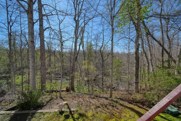 $92,000 | 448 Raisin River Drive, Adrian, MI 49221