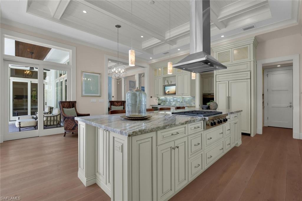 2250 Crayton Road Naples, FL 34103 - Photo 23 of 49