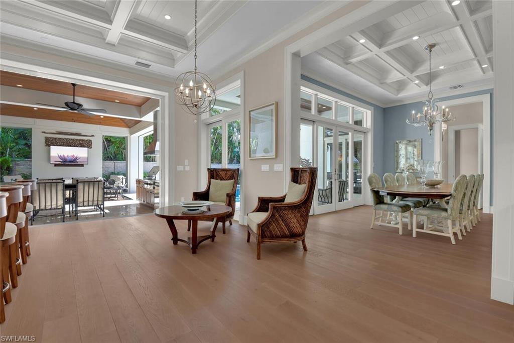 2250 Crayton Road Naples, FL 34103 - Photo 25 of 49