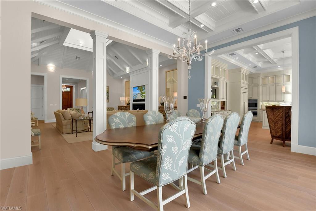 2250 Crayton Road Naples, FL 34103 - Photo 29 of 49