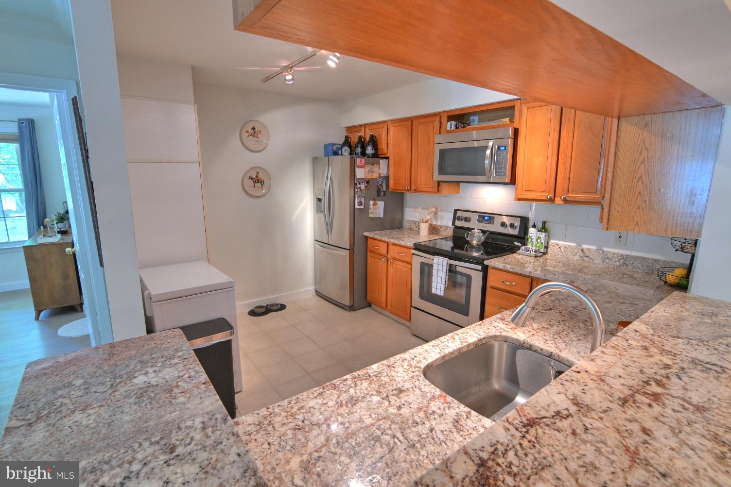 2220 Springwood Drive, Unit 108B Reston, VA 20191 - Photo 47 of 96