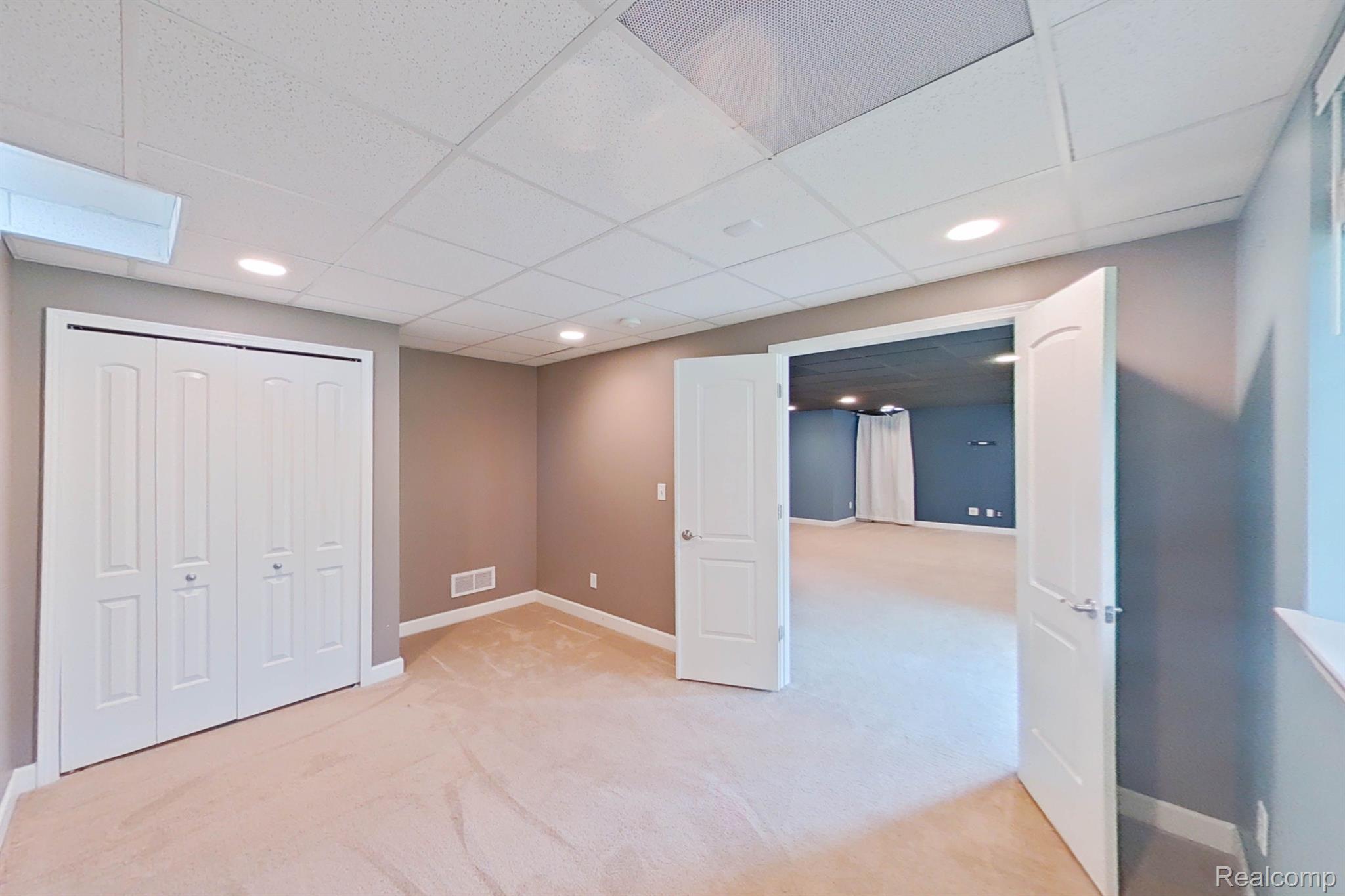 27147 Victoria Road Novi, MI 48374 - Photo 54 of 74 Gallery Image 54